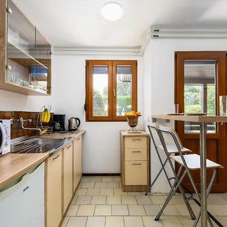 Lovely In With Kitchen *